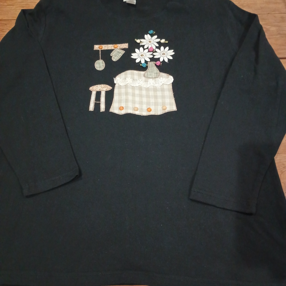 Women's Black L Vintage Appliqued Embroidered Cottage Grandma Core Casual